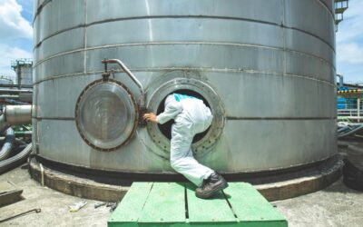 Why you should never carry out industrial tank cleaning yourself